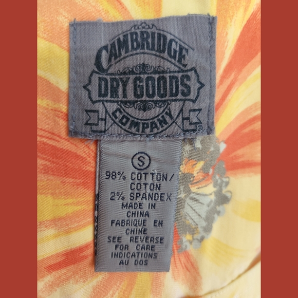 Cambridge Dry Goods Floral Crop Overalls Sz Small - Picture 2 of 9